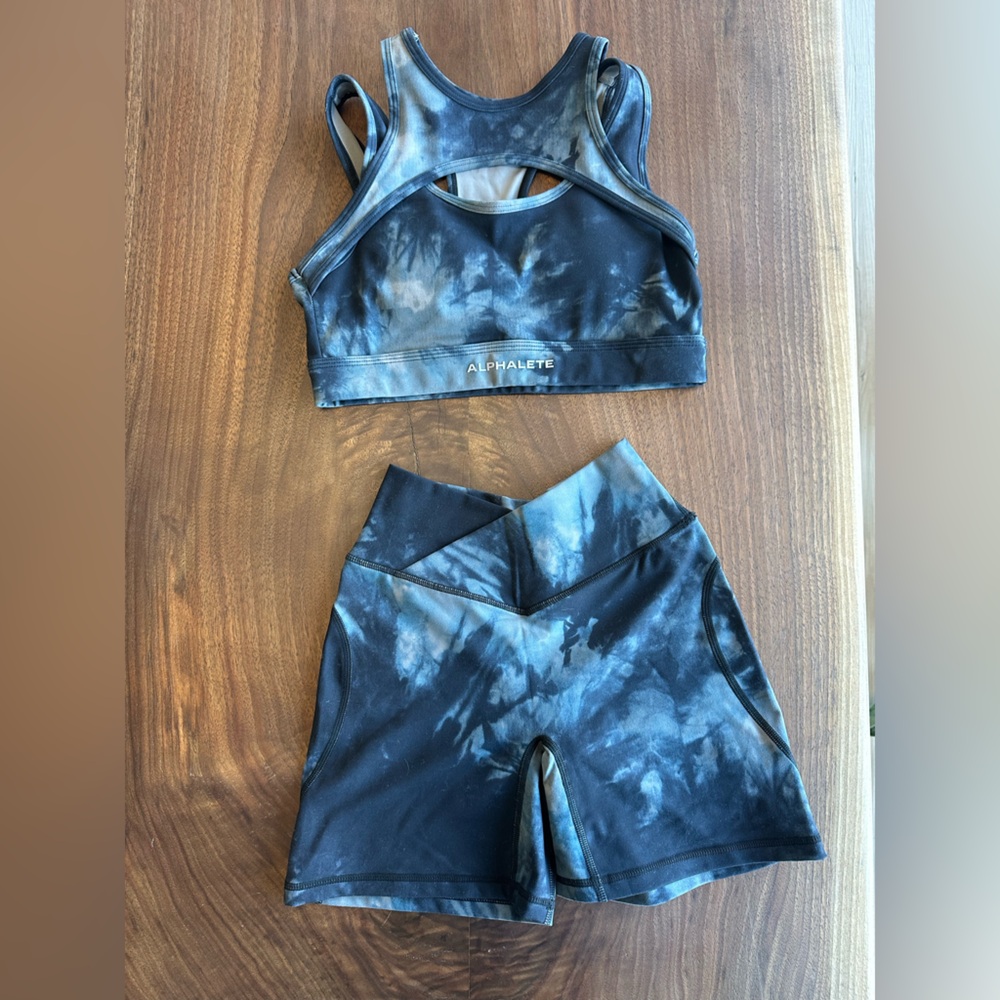 Alphalete Set - Picture 2 of 4